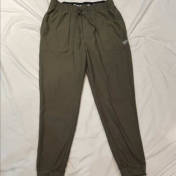 Reebok Other - Reebok Men’s Olive Drawstring Jogger Pants
